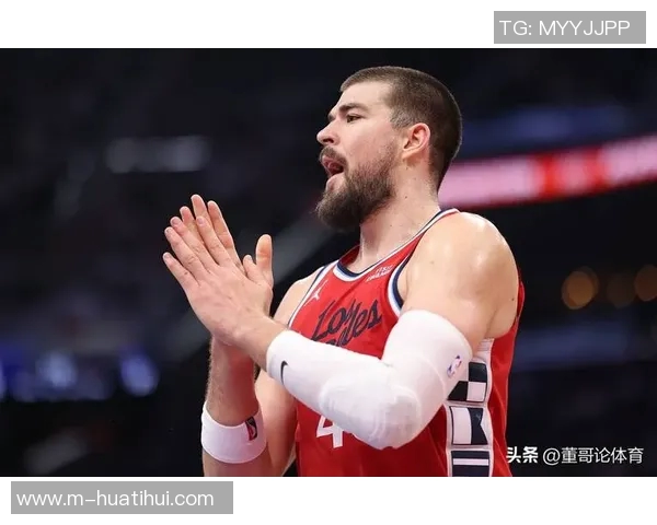 小卡复出后得分难突破25阿祖回归让球队进攻空间受限